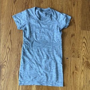 gray swiftly tech lulu shirt